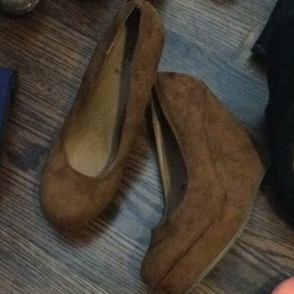 Women’s heels. Brands: Steve Madden,Qupid, Mossimo - Picture 3 of 7